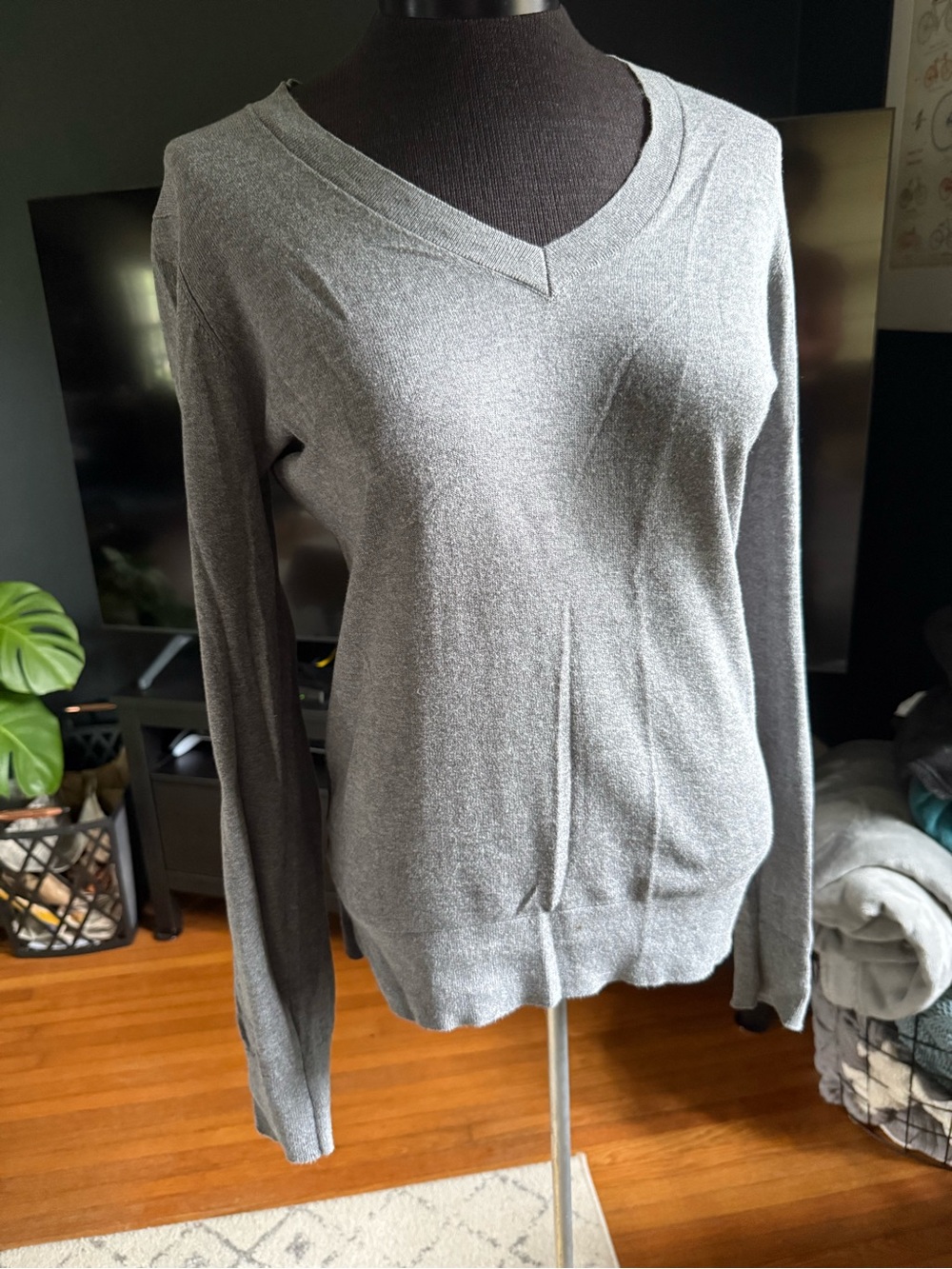 Classic V-Neck Women's Sweater - Gray and black